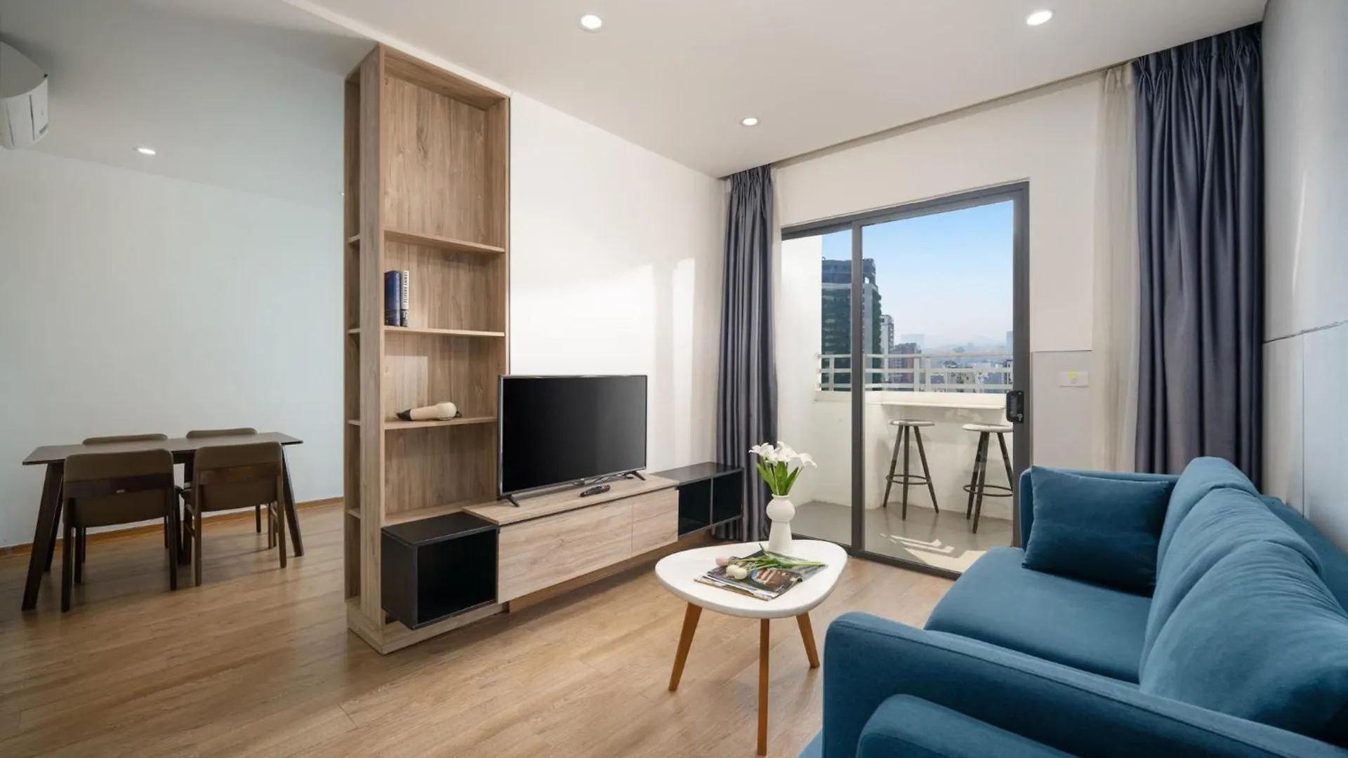 Muong Thanh Beach Apartment Da Nang