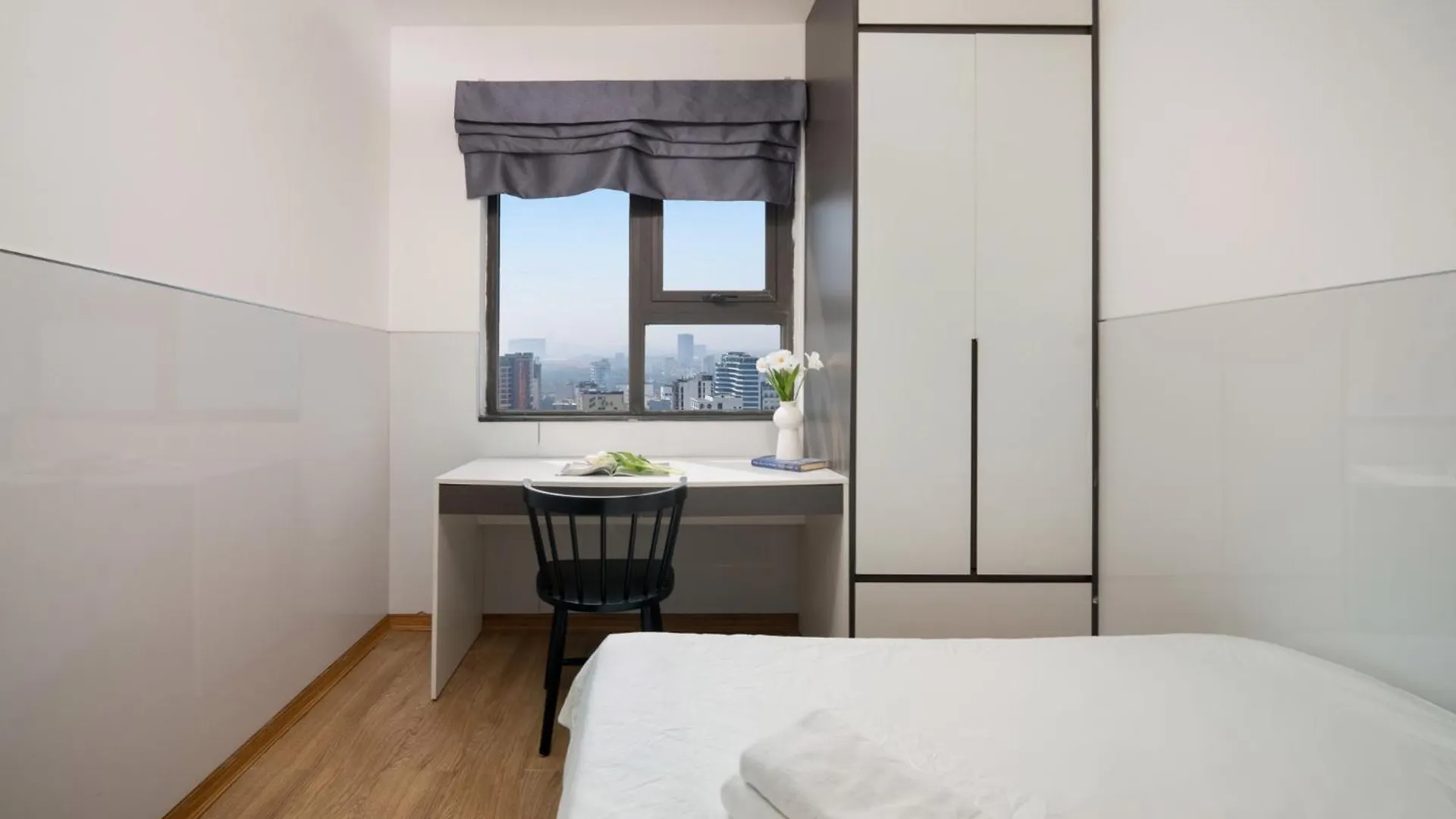 Muong Thanh Beach Apartment Da Nang