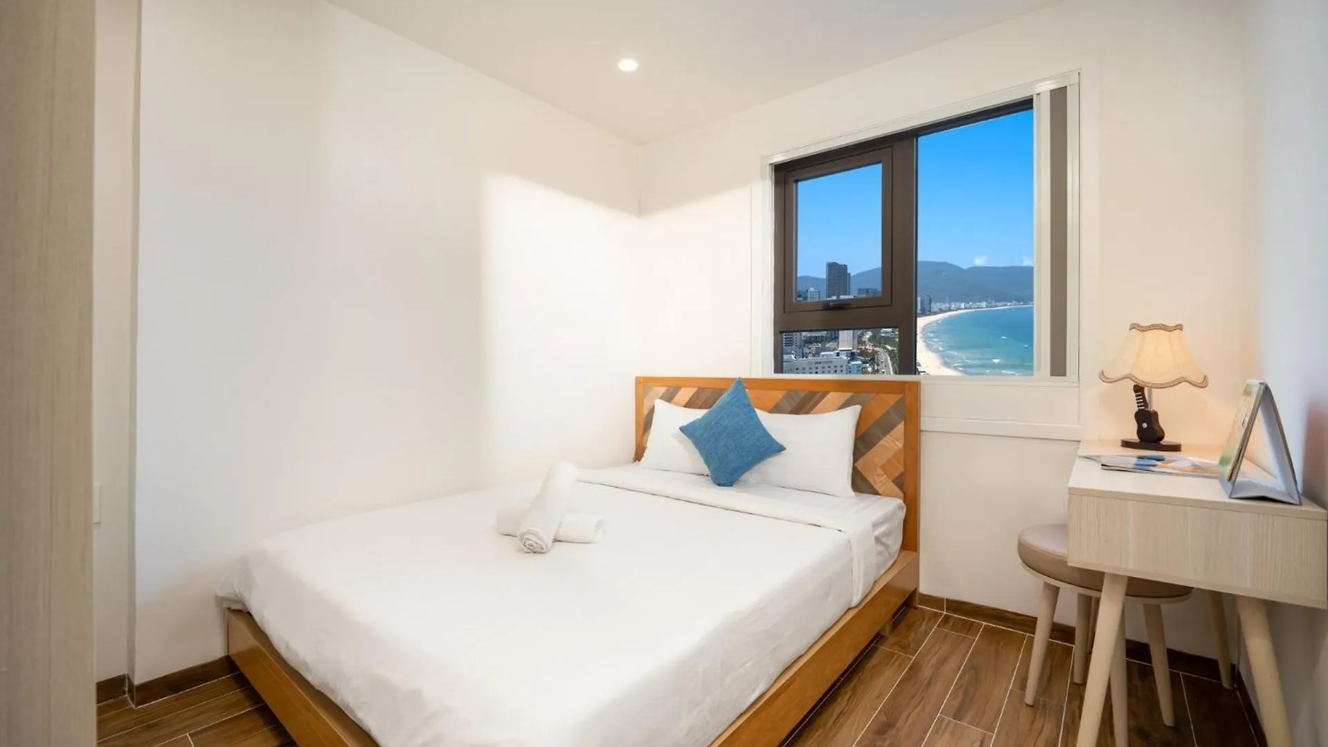 Muong Thanh Beach Apartment Da Nang