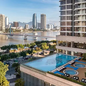 Melia Vinpearl Riverfront دا نانغ