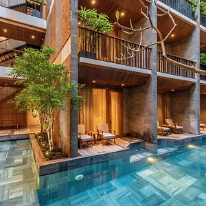 4* Hotel Daisy Boutique