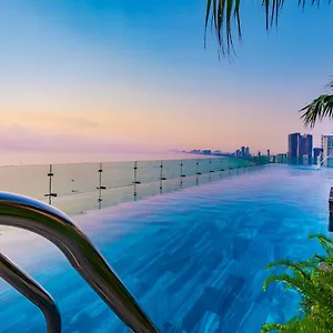 5* Hotell Peninsula