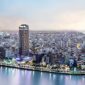 ホテル Wink Hotel Danang Centre - 24Hrs Lifestyle Stay, ダナン市